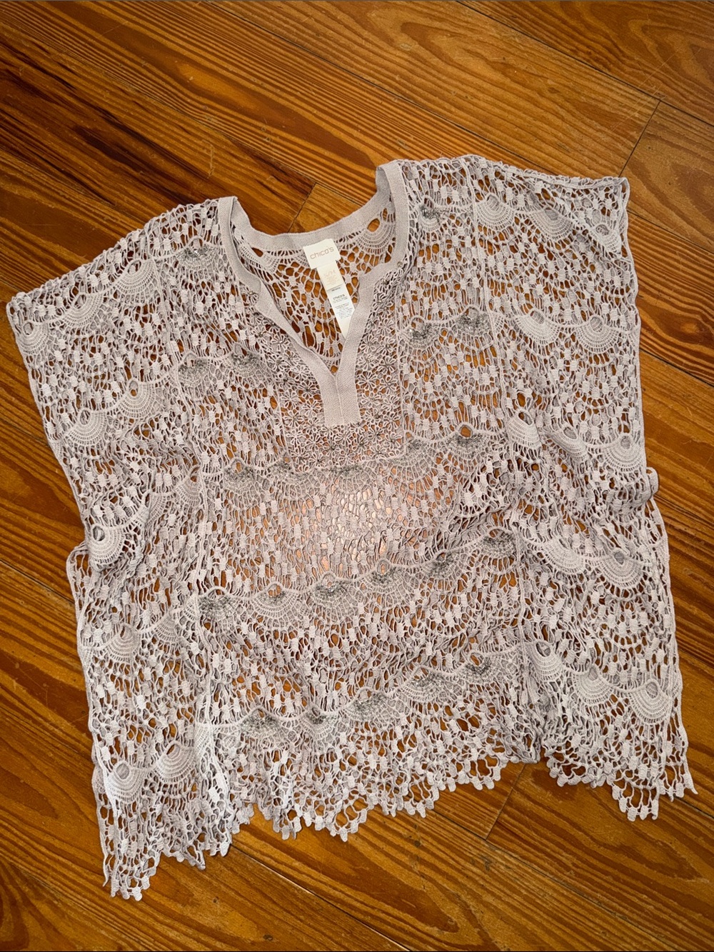 Chico’s Lace Crochet Pullover Top in Light taupe